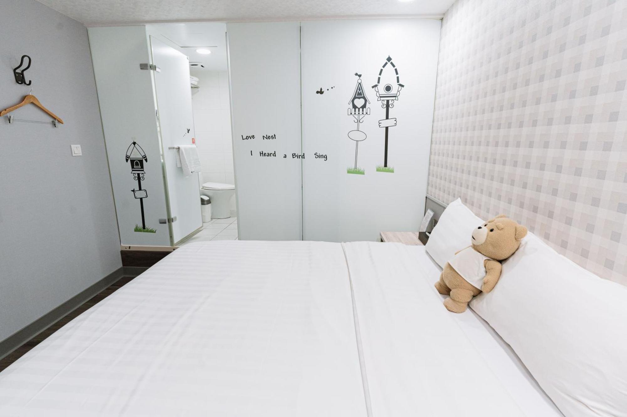 歐法行旅 O Fun Hotel Tajpej Zewnętrze zdjęcie