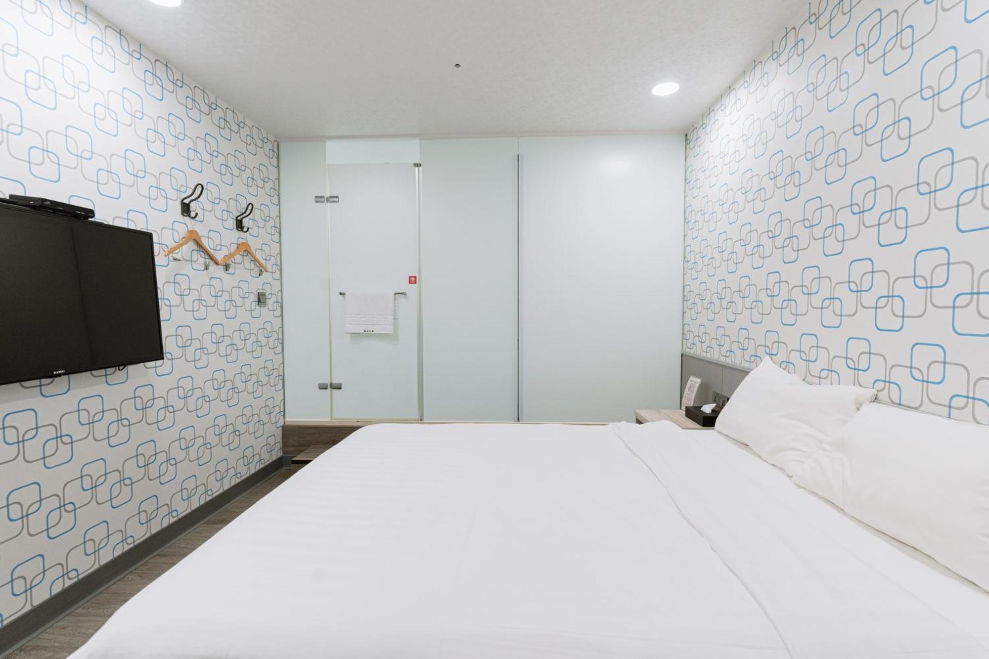 歐法行旅 O Fun Hotel Tajpej Zewnętrze zdjęcie